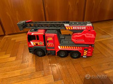 Betoniera bruder e camion pompieri