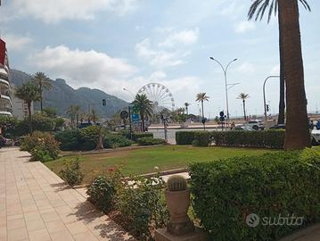 Alloggio fronte mare 2/4 persone