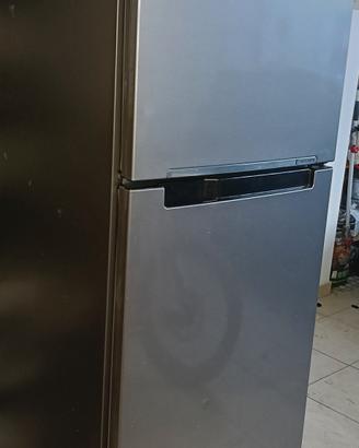 Frigorifero  congelatore Samsung 