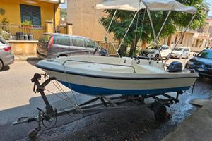 Barca 4,5 metri con motore yamaha 20cv 4t
