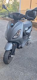 piaggio 1 active 