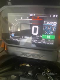 Honda x adv