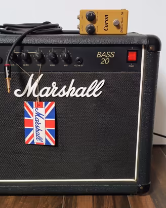 Amplificatore Marshall Bass 20 + 2 pedali omaggio 