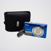 Nikon Coolpix S570 12.0MP Digital Camera - blue -