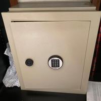 cassaforte a muro 62x52x28