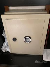 cassaforte a muro 62x52x28