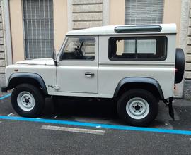 LAND ROVER Defender - 2000