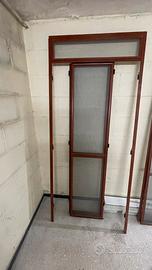 Zanzariera con antine