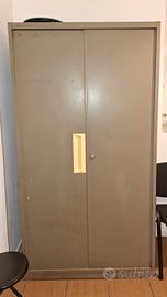 Armadio Metallico con serratura 