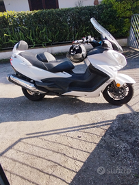 Scooter Burgman 650 Suzuki