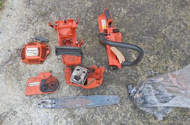 Motosega Husqvarna 440 disassemblata