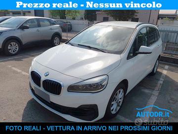 BMW Serie 216d Business autom. 7posti LED, Navi, V
