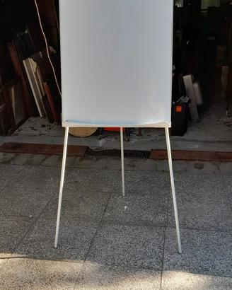 lavagna portablocco a 3 piedi 