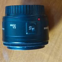 Canon EOS 4000D + Obiettivi 50mm F1.8 e 28mm F2.8