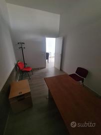 Magazzino uso ufficio 96mq2