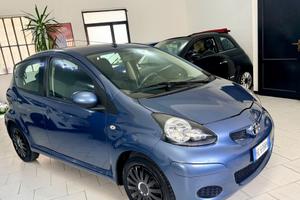Toyota Aygo 1.0 12V VVT-i 5 porte Sol