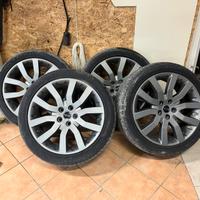 Ruote complete cerchi in lega range rover sport