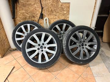 Ruote complete cerchi in lega range rover sport