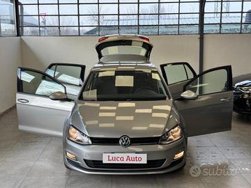 VOLKSWAGEN Golf 1.2 TSI 105CV 5p. *SENSORI ANT.*