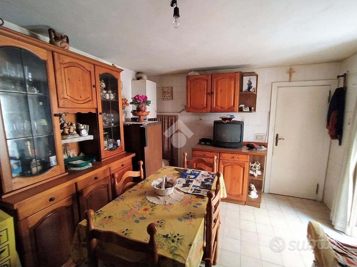 House in Villa Santa Lucia, Frosinone - Vista 2