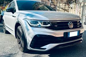 VW Tiguan 1.5 TSI 150 CV DSG ACT R-Line