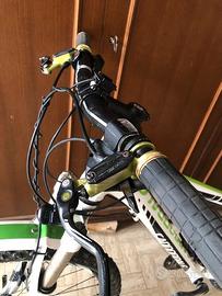 MTB  Cannodale  disco