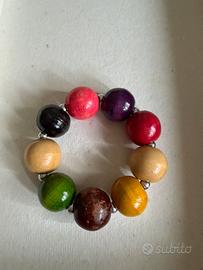 Bracciale in legno colorato