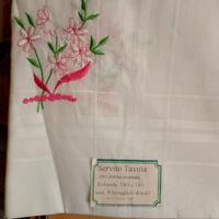 Tovaglia Rotonda con tovaglioli . Telerie Vintage 