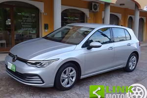 LINK MOTORS: VW GOLF 8 1.0 HYBRID 115 CV