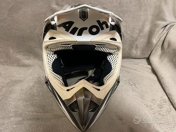 Casco cross AIROH taglia M