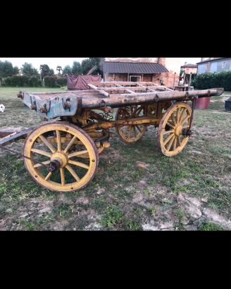 Carro d epoca dipinto a mano