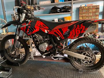 moto Beta 125 da enduro del 2016