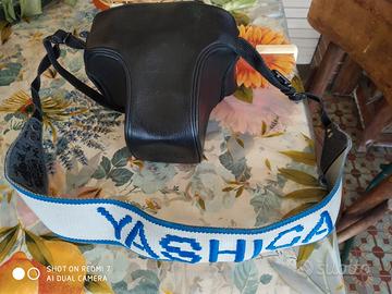 Macch. fot. analogica Yashica 108 con accessori