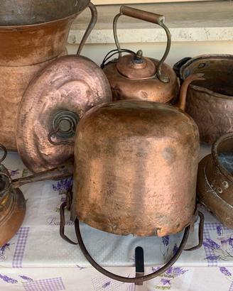 oggetti in rame antico