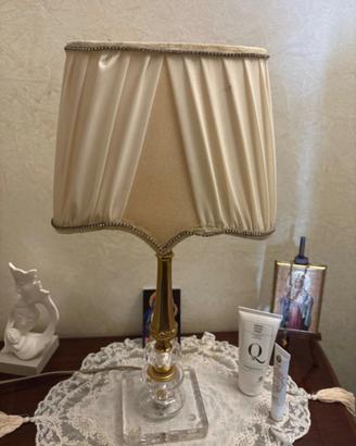Coppia di lumi in ottone e cristallo