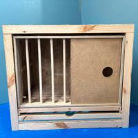 Nido / box / gabbia per colombi o uccelli