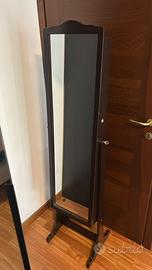 Armadio portagioie con specchio Langria marrone