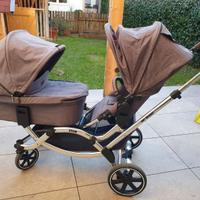Passeggino fratellare