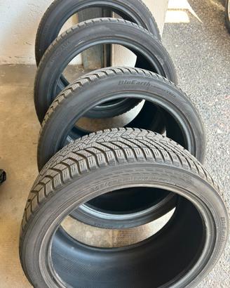 Gomme invernali Yokohama v905 245-40-19
