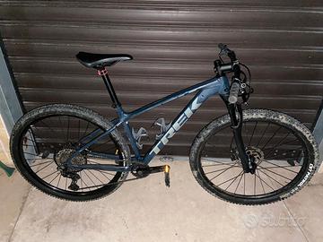 Bicicleta Trek caliber 9