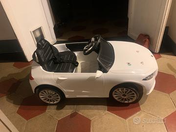 Macchinetta ekettrica per bambini