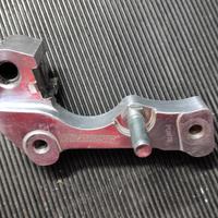 Supporto pinza freno ant. disco maggiorato 260/270
