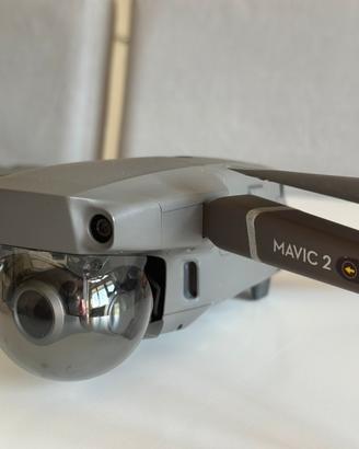 Dji Mavic 2 zoom con Combo kit 3 batterie