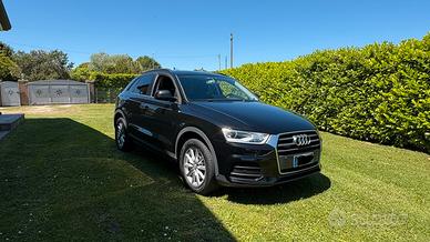 Audi Q3 con interni impeccabili!