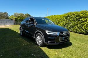 Audi Q3 con interni impeccabili!