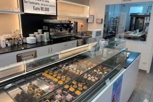 30r bar pasticceria con laboratorio no ristorante