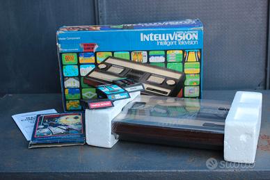 Console Mattel Intellivision con 4 giochi