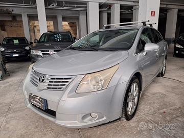 Toyota Avensis 2.0 D-4D Wagon Executive