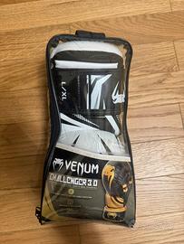 Guanti per sport da combattimento VENUM Sparring