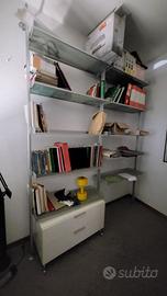 libreria con cassettiera